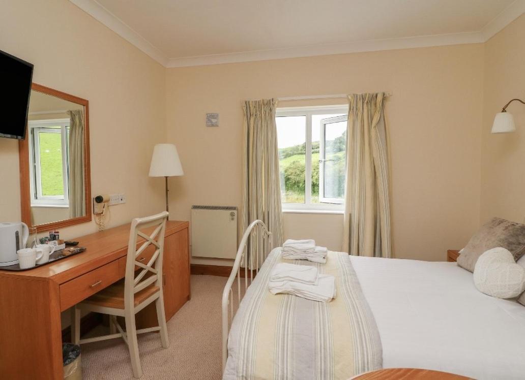 Llety Ceiro Guesthouse Aberystwyth Ngoại thất bức ảnh